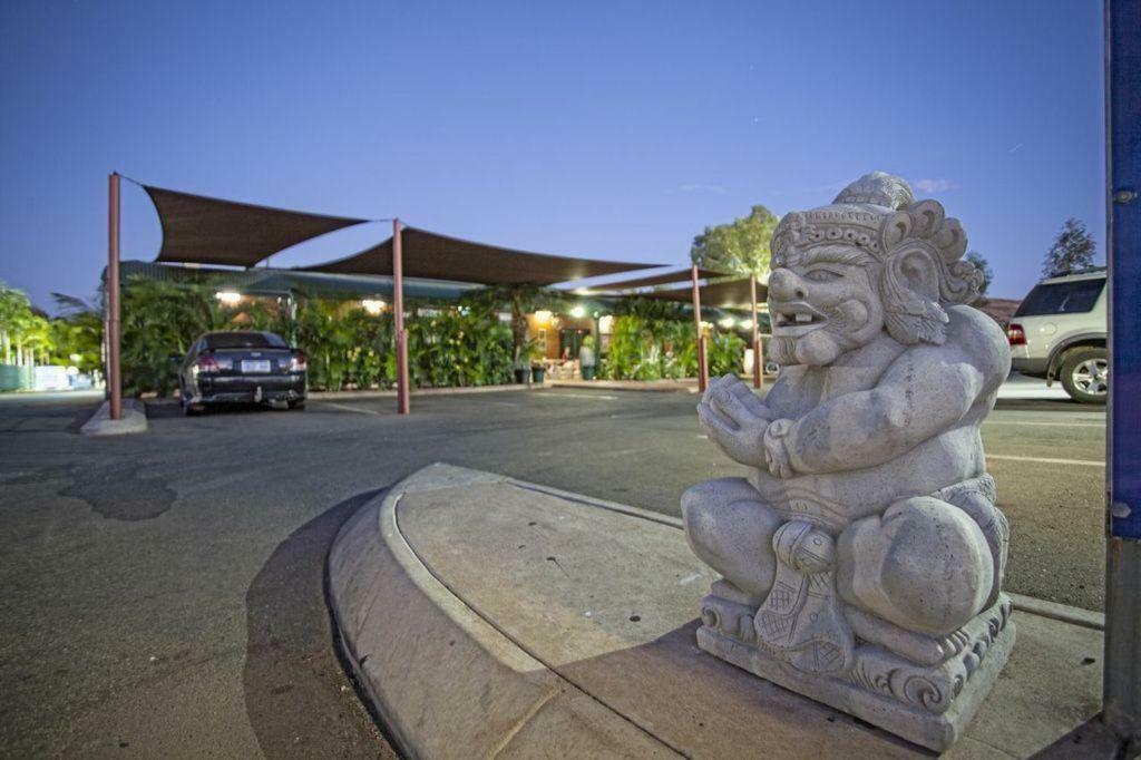 Latitude20 Cattrall Park Motel Karratha Exterior foto
